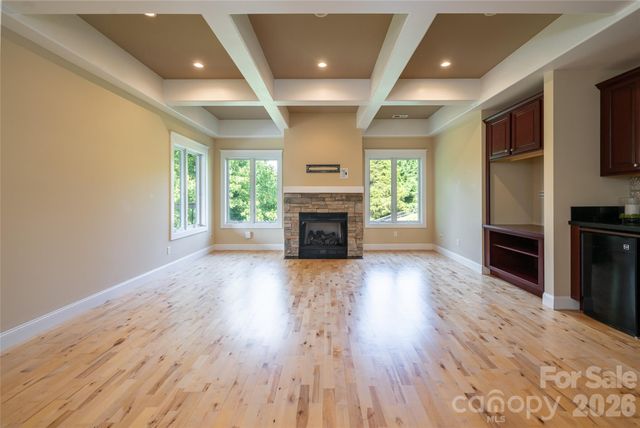 33 Bridle Path Drive, Barnardsville, NC 28709