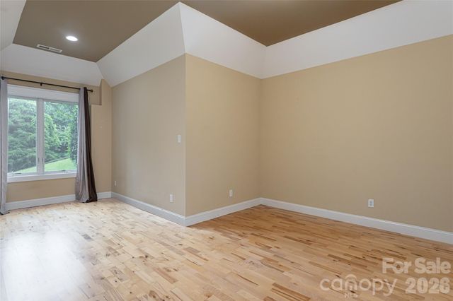 33 Bridle Path Drive, Barnardsville, NC 28709