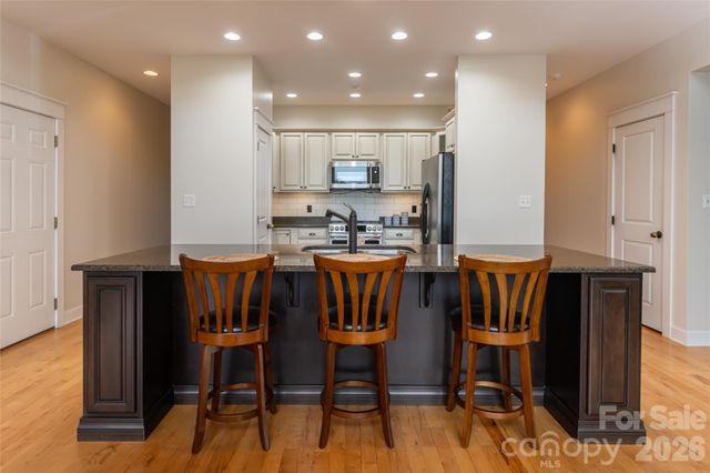 33 Bridle Path Drive, Barnardsville, NC 28709