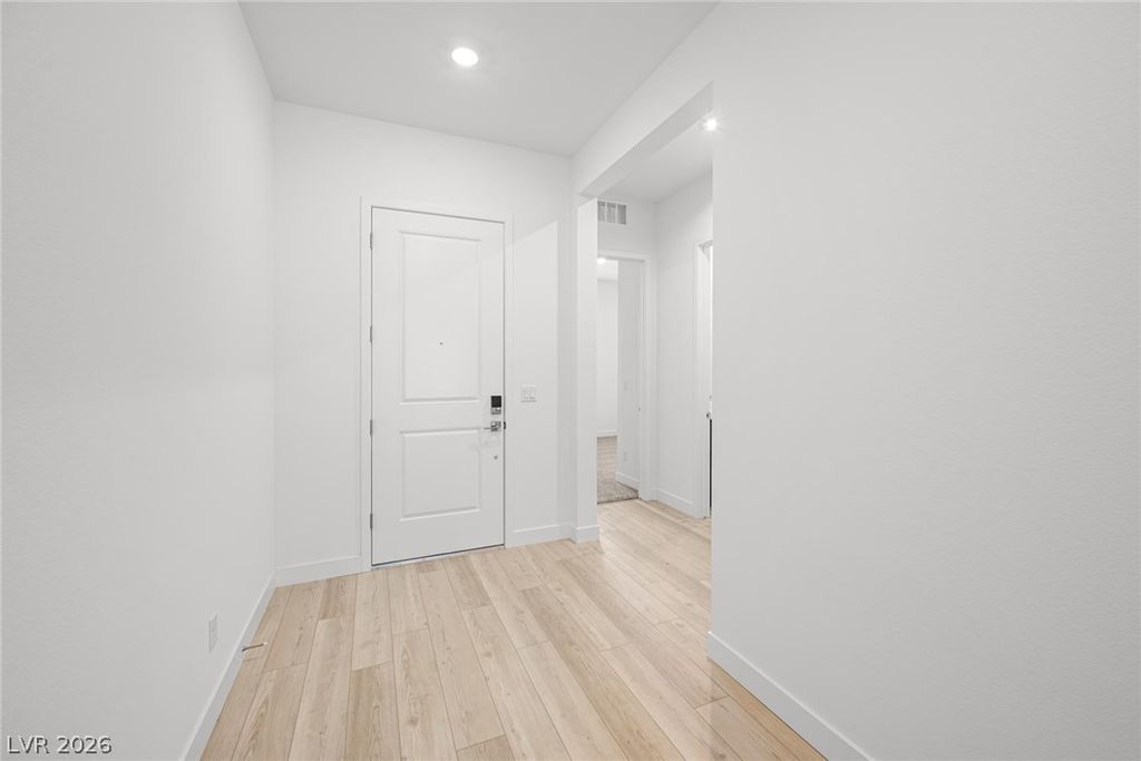 10405 Diana Summit Street, Las Vegas, NV 89143 — photo 3