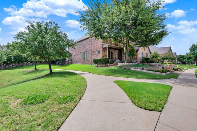 4604 GOLDEN MEW Drive, Carrollton, TX 75010