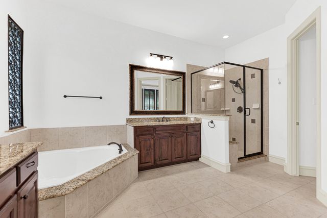 4604 GOLDEN MEW Drive, Carrollton, TX 75010