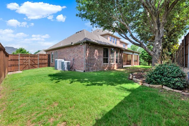 4604 GOLDEN MEW Drive, Carrollton, TX 75010