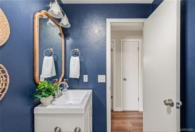 6138 W Ken Caryl Place, Littleton, CO 80128