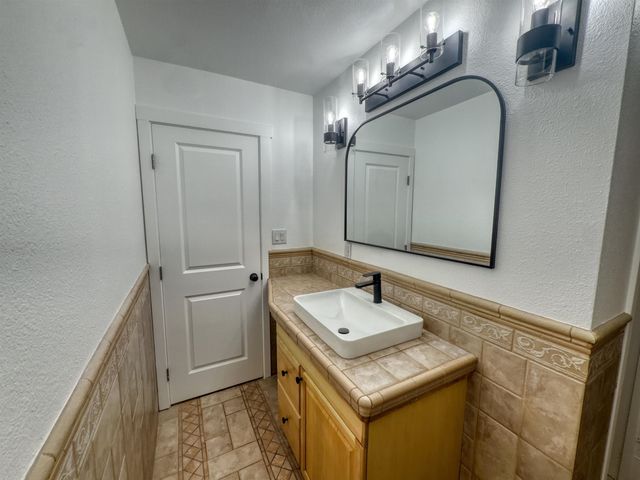 1165 BROCK ROAD, North Pole, AK 99705