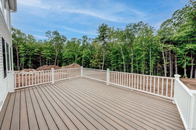 97 Crosby Road, Glastonbury, CT 06033