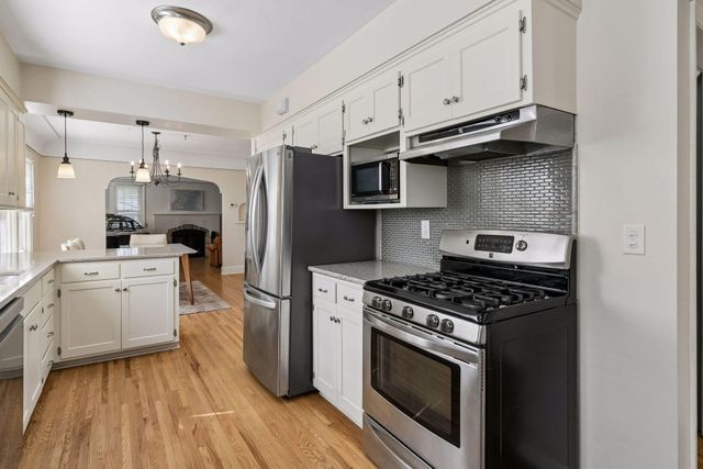 3925 France Avenue S, Minneapolis, MN 55416