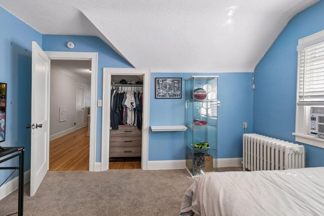 3925 France Avenue S, Minneapolis, MN 55416
