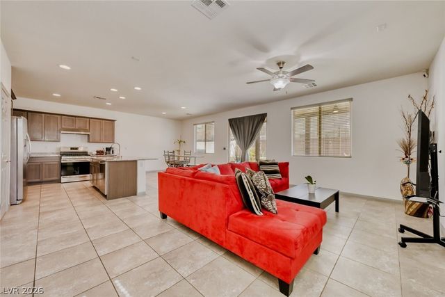 5824 Delaney Falls Street, North Las Vegas, NV 89081