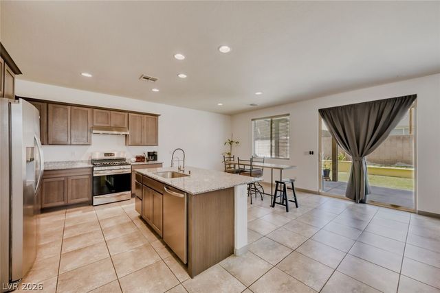 5824 Delaney Falls Street, North Las Vegas, NV 89081