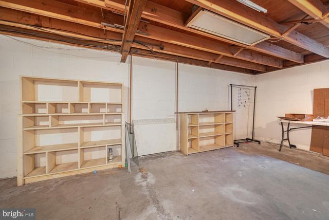 7 OAKWOOD CIR, Camp Hill, PA 17011