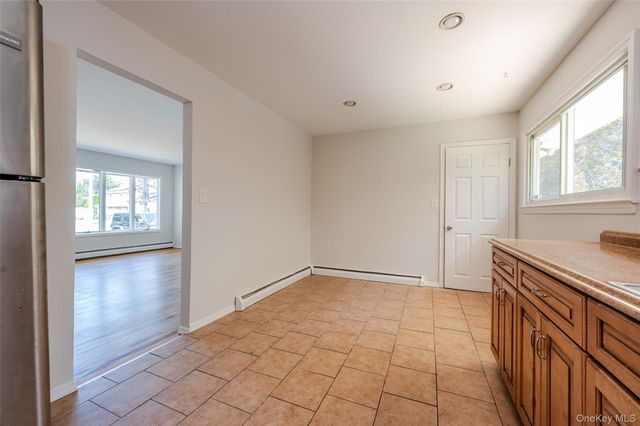 1139 Waverly Avenue, Farmingville, NY 11738