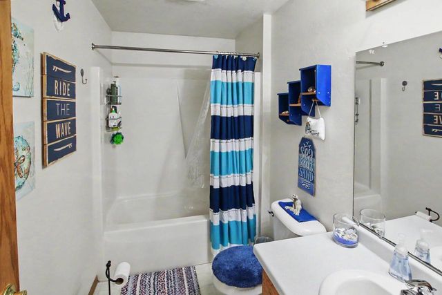 2941 POPPLEWOOD COURT, Suamico, WI 51473