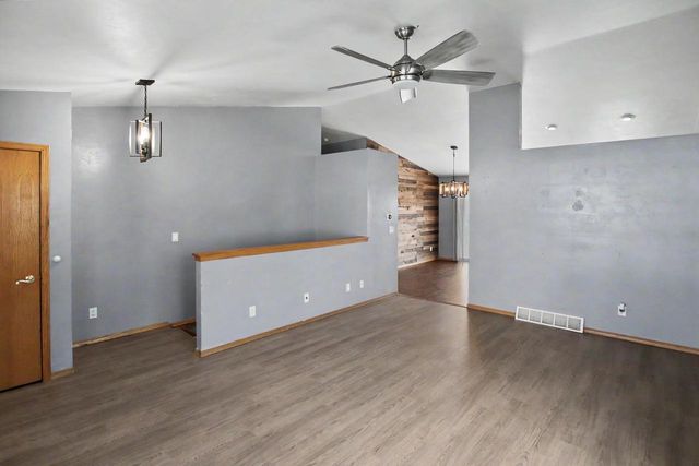 2941 POPPLEWOOD COURT, Suamico, WI 51473