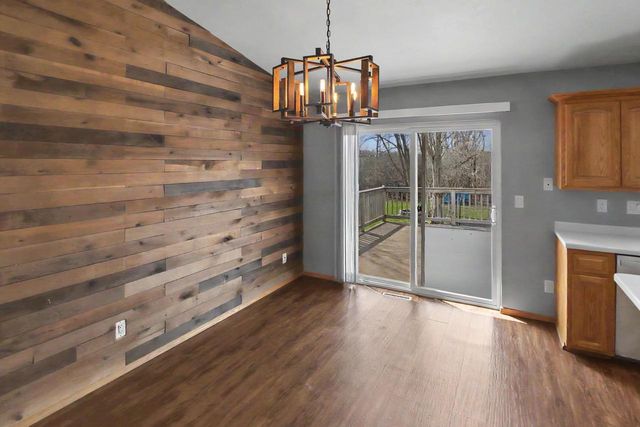 2941 POPPLEWOOD COURT, Suamico, WI 51473