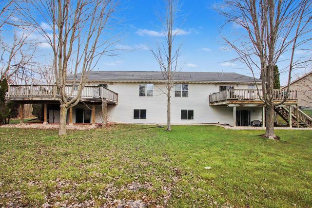 2941 POPPLEWOOD COURT, Suamico, WI 51473