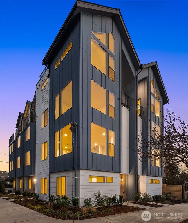 5718 14th Avenue NW, Seattle, WA 98107