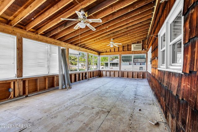 42 Sugar Maple Lane, Tinton Falls, NJ 07724