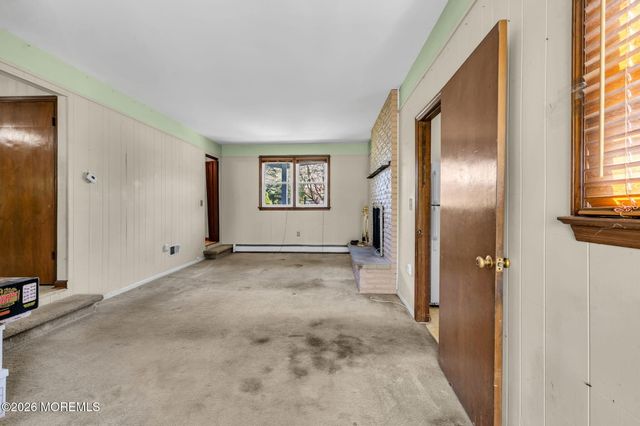 42 Sugar Maple Lane, Tinton Falls, NJ 07724