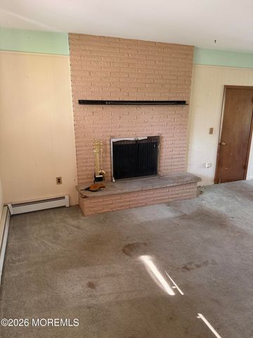 42 Sugar Maple Lane, Tinton Falls, NJ 07724