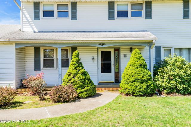 42 Sugar Maple Lane, Tinton Falls, NJ 07724