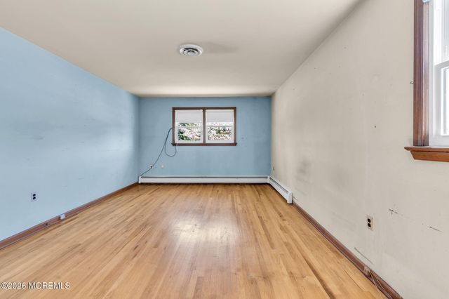 42 Sugar Maple Lane, Tinton Falls, NJ 07724