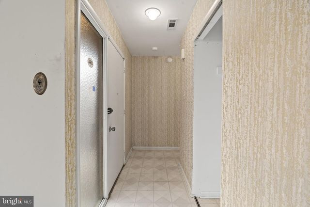 16 E BLUEBELL LN, Mount Laurel, NJ 08054