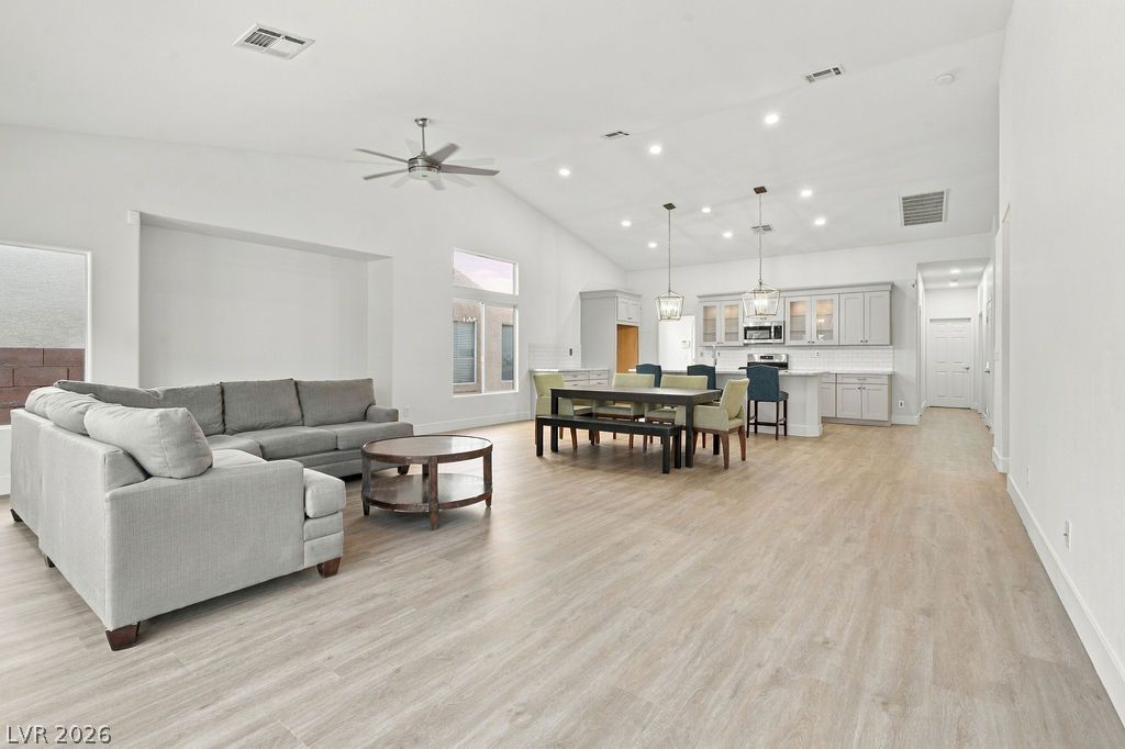 9174 Weeping Hollow Avenue, Las Vegas, NV 89178 — photo 5