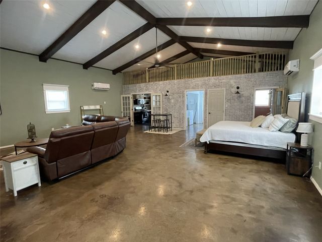 4577 Farm Road 1497, Paris, TX 75462