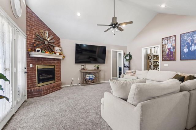 4577 Farm Road 1497, Paris, TX 75462