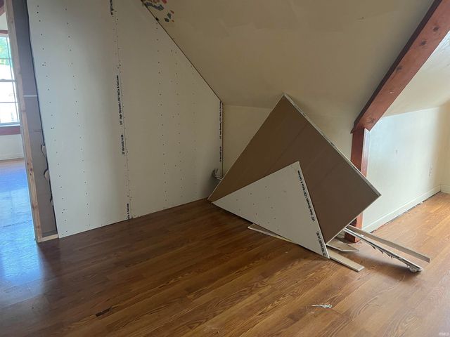 925 W Powers Street, Muncie, IN 47303