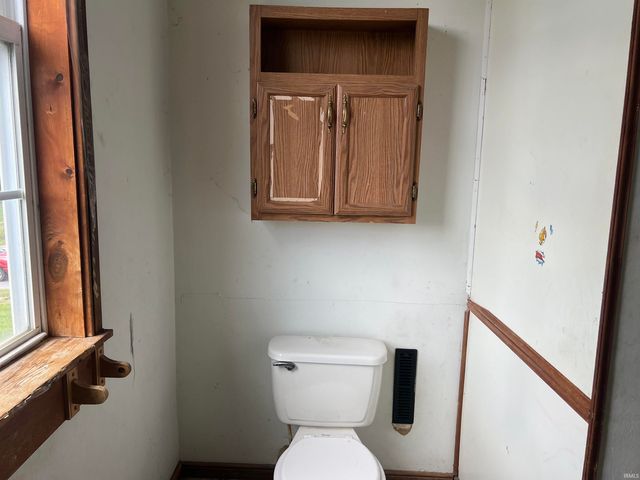 925 W Powers Street, Muncie, IN 47303