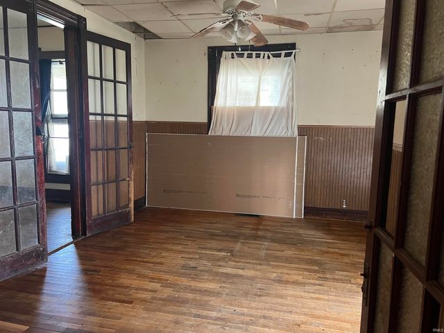 925 W Powers Street, Muncie, IN 47303