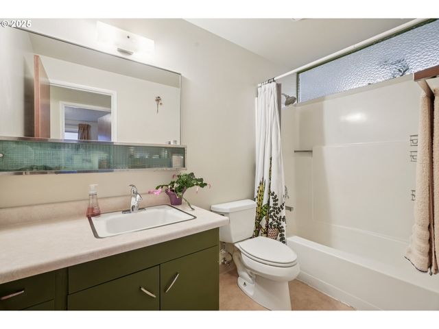 3915 N KISKA St, Portland, OR 97217