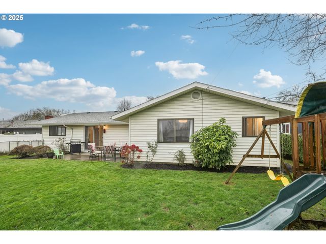 3915 N KISKA St, Portland, OR 97217