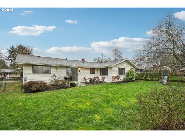 3915 N KISKA St, Portland, OR 97217