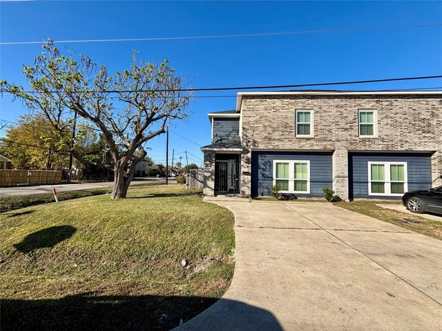 8918 Southview Street A, Houston, TX 77051