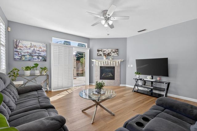 10340 Pebble Run Ln, Stockton, CA 95209