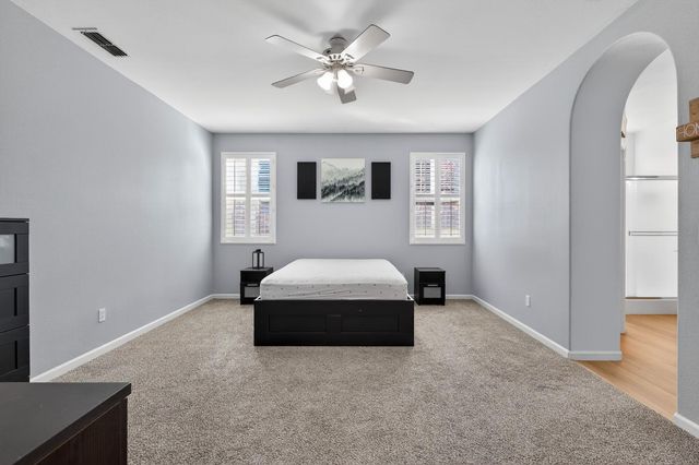 10340 Pebble Run Ln, Stockton, CA 95209