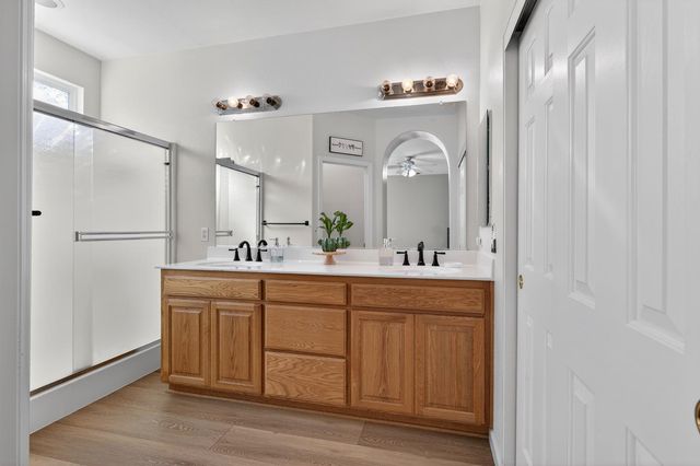 10340 Pebble Run Ln, Stockton, CA 95209