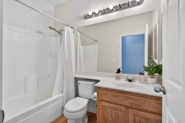 10340 Pebble Run Ln, Stockton, CA 95209