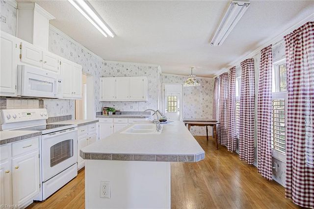 425 Knotty Pine Circle, Salisbury, NC 28146