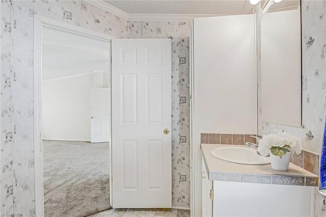 425 Knotty Pine Circle, Salisbury, NC 28146