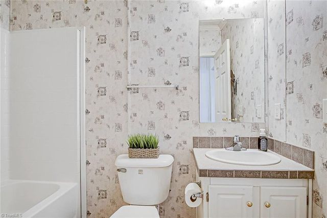 425 Knotty Pine Circle, Salisbury, NC 28146