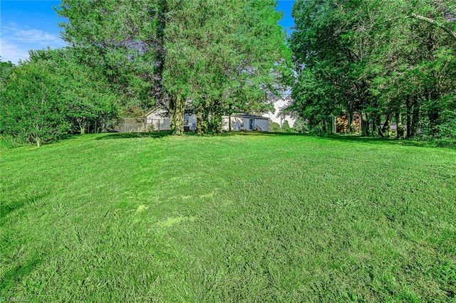 425 Knotty Pine Circle, Salisbury, NC 28146