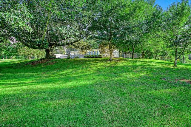 425 Knotty Pine Circle, Salisbury, NC 28146