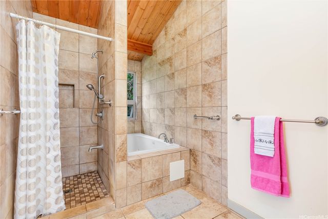 84-1369 Maunaolu Street, Waianae, HI 96792