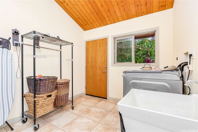 84-1369 Maunaolu Street, Waianae, HI 96792