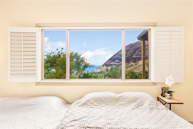 84-1369 Maunaolu Street, Waianae, HI 96792