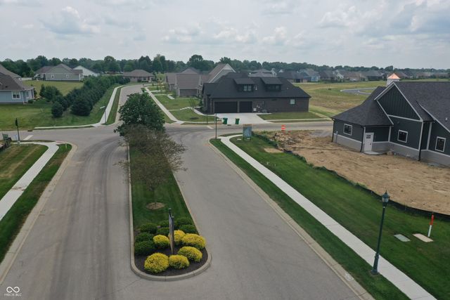 807 Beechtree Lane, Franklin, IN 46131